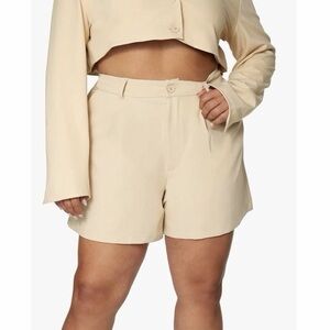 danielle bernstein Stylish Tan suit Shorts